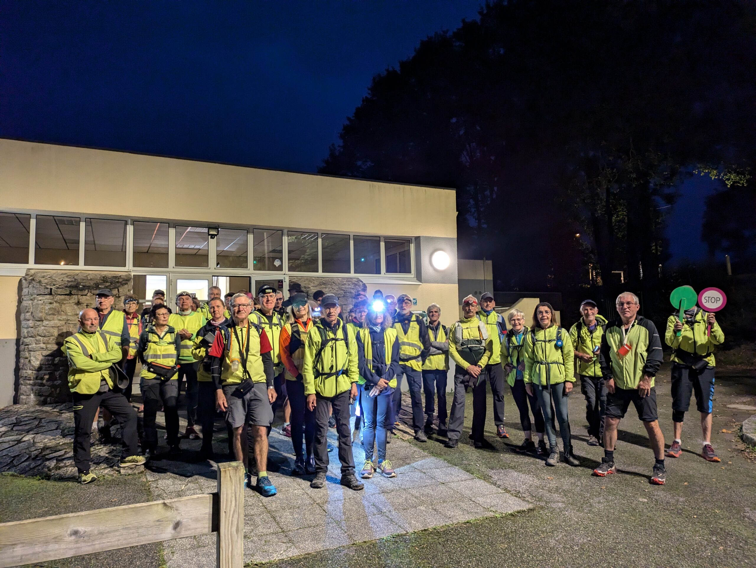 Marcheurs endurance 50 km à Camors - de nuit